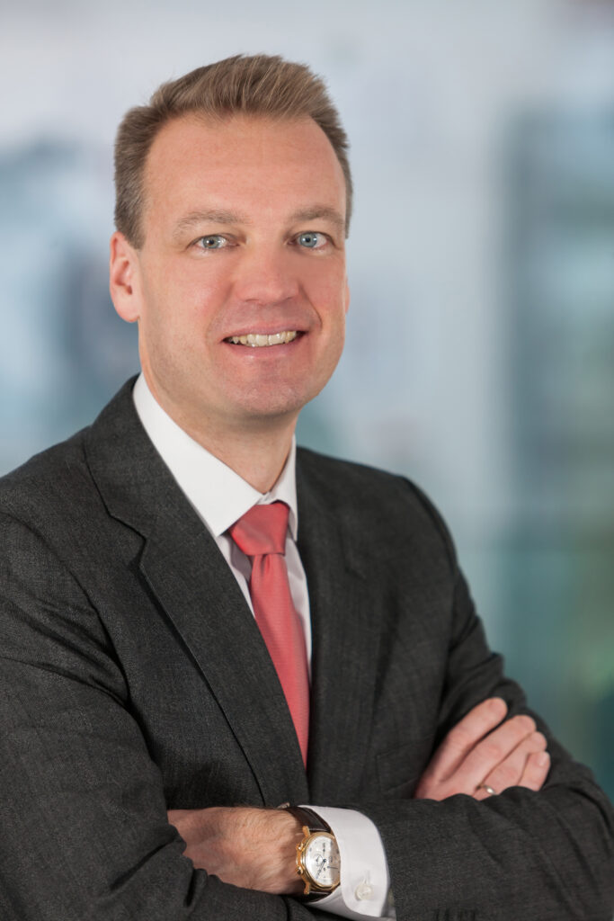 Steen Hjortholm
